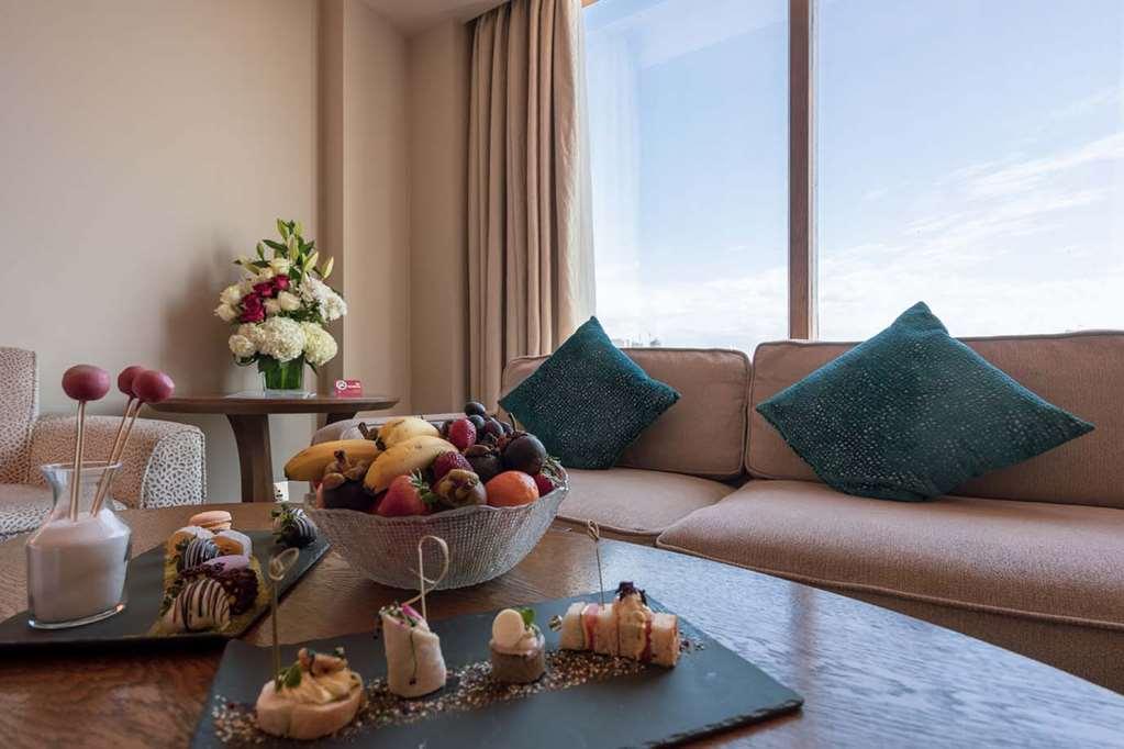 Gulf Hotel Bahrain Manáma Szoba fotó